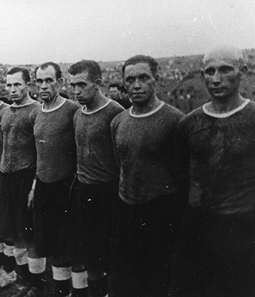 Шар цвета хаки: чем жил ленинградский футбол во время войны